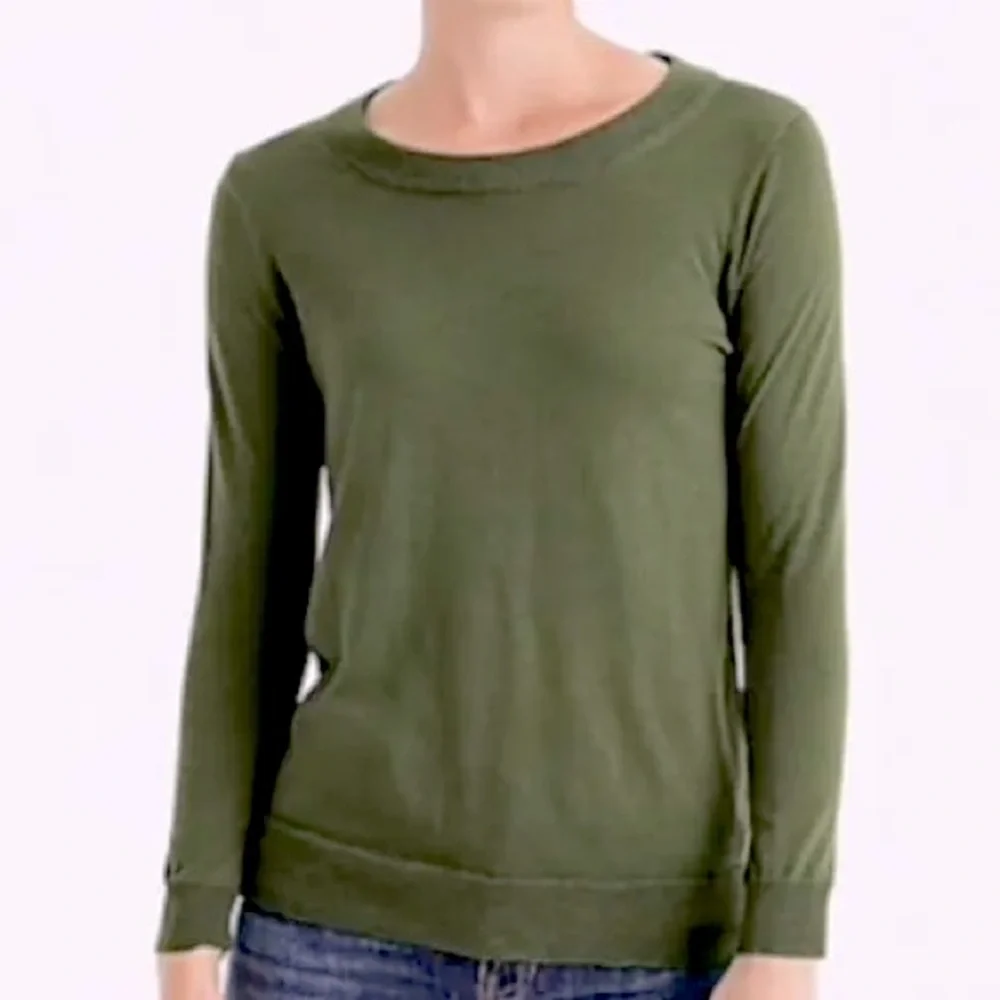 J.Crew J crew MED olive green crew neck long sleeve thin wool merino sweater EUC